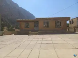 دبیرستان متوسطه اول شهدای عدالت منش در گراب سفلی