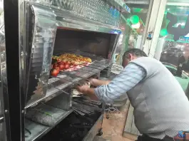 عکس کبابی برادران در محله باغستان کرج 4