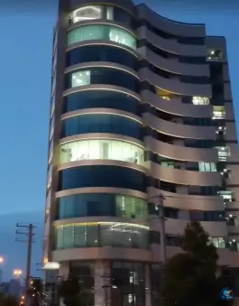 عکس ساختمان شهر پزشکان در بلوار شهیدان محمودنژاد قم 4