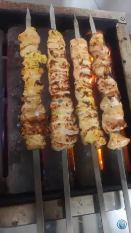 عکس کباب و جوجه سرای رهنما در بلوار انتظار قم 3