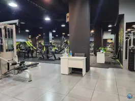 عکس باشگاه بدنسازی سام فیت در محله حر تهران 4