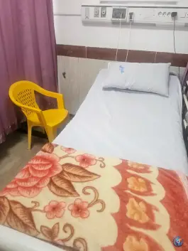 عکس بیمارستان امام رضا در محله شاکری آمل 2