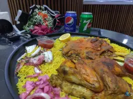 عکس رستوران قصر یمنی در محله عشقعلی قم 4