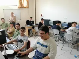عکس هنرستان علم و فن در محله دستگرد اصفهان 5