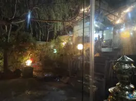 عکس سفره خانه و باغچه سنتی سرچشمه در محله اسلام آباد کرج 2