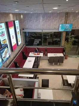 عکس فست فود خانه پنیر در محله جهان بینی قم 5