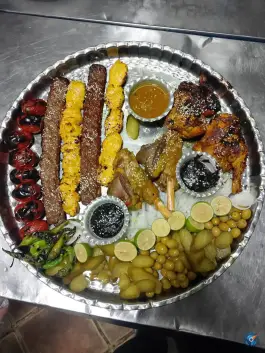 عکس مجموعه گردشگری باغ رستوران نارنج در محله نیروی هوایی تهران 2