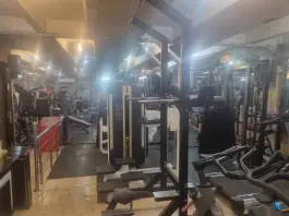 باشگاه ورزشی خانه قدرت در محله پرستار تهران