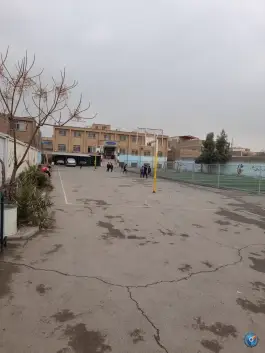 دبستان پسرانه فرقانی در محله علی آباد قم