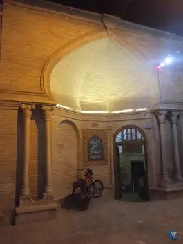 عکس کافه رستوران خانه تاریخی یزدان پناه در محله باجک قم 5