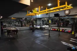 عکس باشگاه بدنسازی جهان نما اصفهان 4