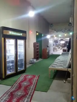 عکس کافه رستوران سنتی پهلوانی دیزی سرا در محله زاویه قم 6