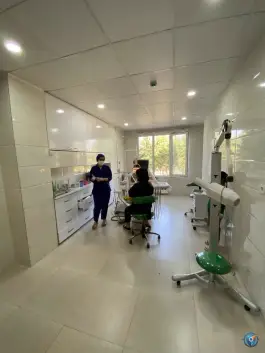 عکس درمانگاه شبانه روزی بزرگمهر در بلوار معلم دورود 5