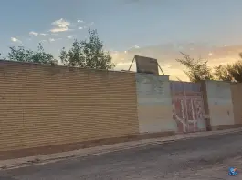 دبستان قدیمی رازی در شهر دیر