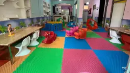 عکس دانشگاه کودکان در بلوار کاوه، اصفهان 2