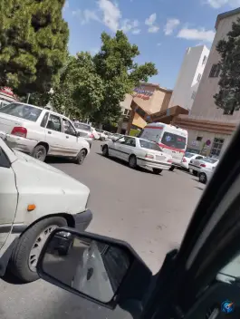 عکس بیمارستان شهید مدنی کرج در محله جهانشهر 9