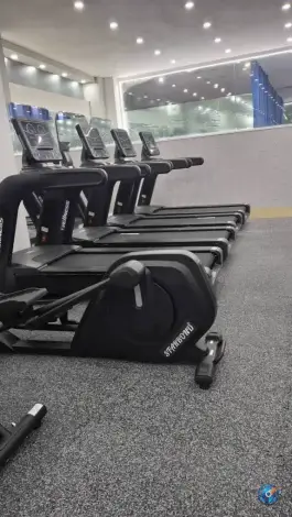 عکس باشگاه بدنسازی ساناز در محله فردوس تهران 4