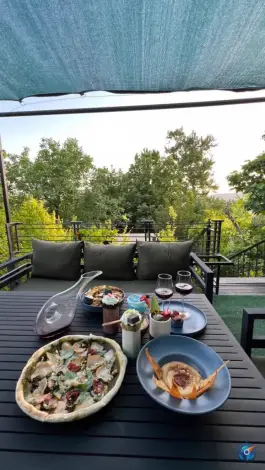 عکس بوتیک هتل چهار فصل در چوگیا شیراز 2