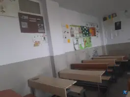 عکس دبستان مهندس کاظم بهمنش در چمران کرج 10