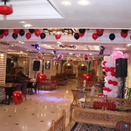 عکس کافه رستوران و کبابسرای طاق بستان در جاده آتشگاه کرج 5