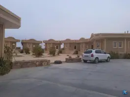 عکس هتل نارنجستان طبس در جاده خرو 3