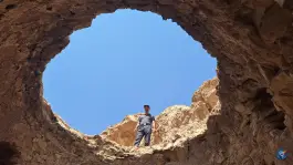 عکس قلعه باستانی قیز قلعه سی قم 3
