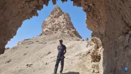 عکس قلعه باستانی قیز قلعه سی قم 5