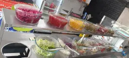 عکس ساندویچ فلافل قم در محله اراضی بهداری 3