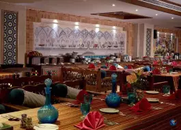 عکس هتل زندیه در محله بهارستان شیراز 10