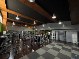 عکس باشگاه ورزشی اکستریم در چهارصد دستگاه کرج 3