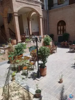عکس عمارت ملوکانه در محله فردوسی تهران 7