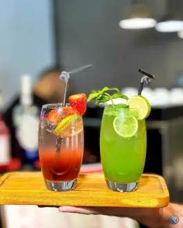 عکس ساندویچ صدف در محله راهنمایی مشهد 4