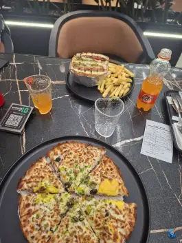 عکس فست فود دلیزون در محله ایثار مشهد 4