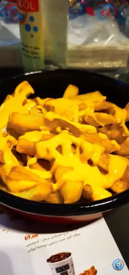 عکس سوخاری چیکن من در محله مرداویج اصفهان 2