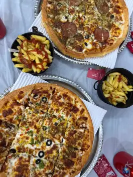 عکس باغ رستوران گذرخان در خاکفرج قم 3