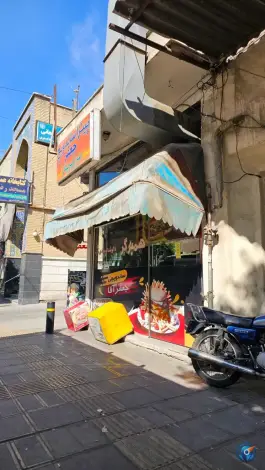 عکس فست فود جعفر آقا شعبه مرکزی در محله باجک یک قم 4
