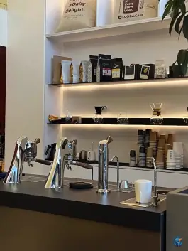 عکس کافه لوسیدا در محله قدوسی شرقی شیراز 3