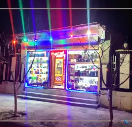 عکس های قهوه فانوس شب «وحید» در میدان انگور ملکان
