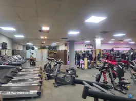 عکس باشگاه بدنسازی کما در محله آزادگان شیراز 7