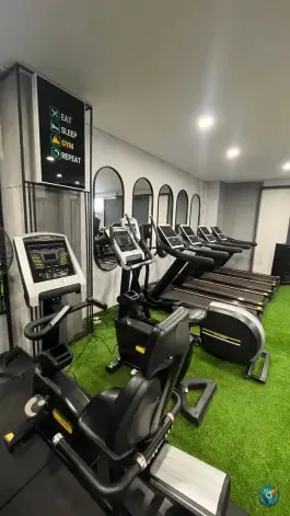 عکس باشگاه بدنسازی گلدن راک در محله کلاهدوز شیراز 2
