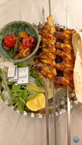 عکس مطعم لاری شعبه ۳ در قصر دشت شیراز 8