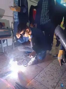 عکس هنرستان پسرانه دوره دوم صنعت و هنر در بلوار امام خمینی مشهد 5