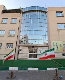 عکس مدرسه دکتر حسابی، محله بنیاد قم 10