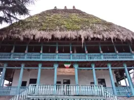 عکس عمارت باغ ملی لاهیجان 2