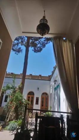عکس عمارت قاجاری ماه گرفته در محله ی یزد آباد اصفهان 4