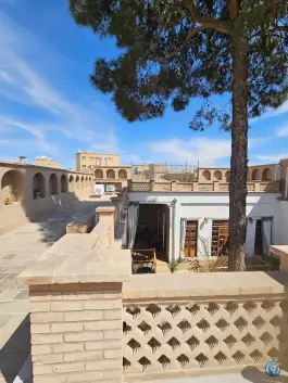 عکس عمارت قاجاری ماه گرفته در محله ی یزد آباد اصفهان 8