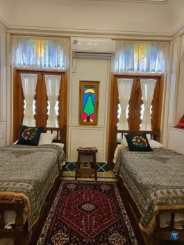 عکس عمارت قاجاری ماه گرفته در محله ی یزد آباد اصفهان 9