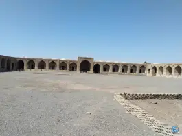 عکس کاروانسرای دیر گچین در قم 1