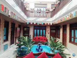 هتل سرای اردیبهشت در محله خلجا اصفهان