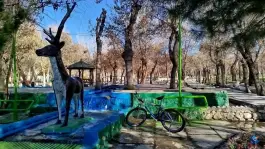 عکس آب نما پارک میدان استخر فرخ شهر 2